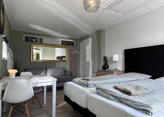 Piccobello Køge Bed & Breakfast 3*